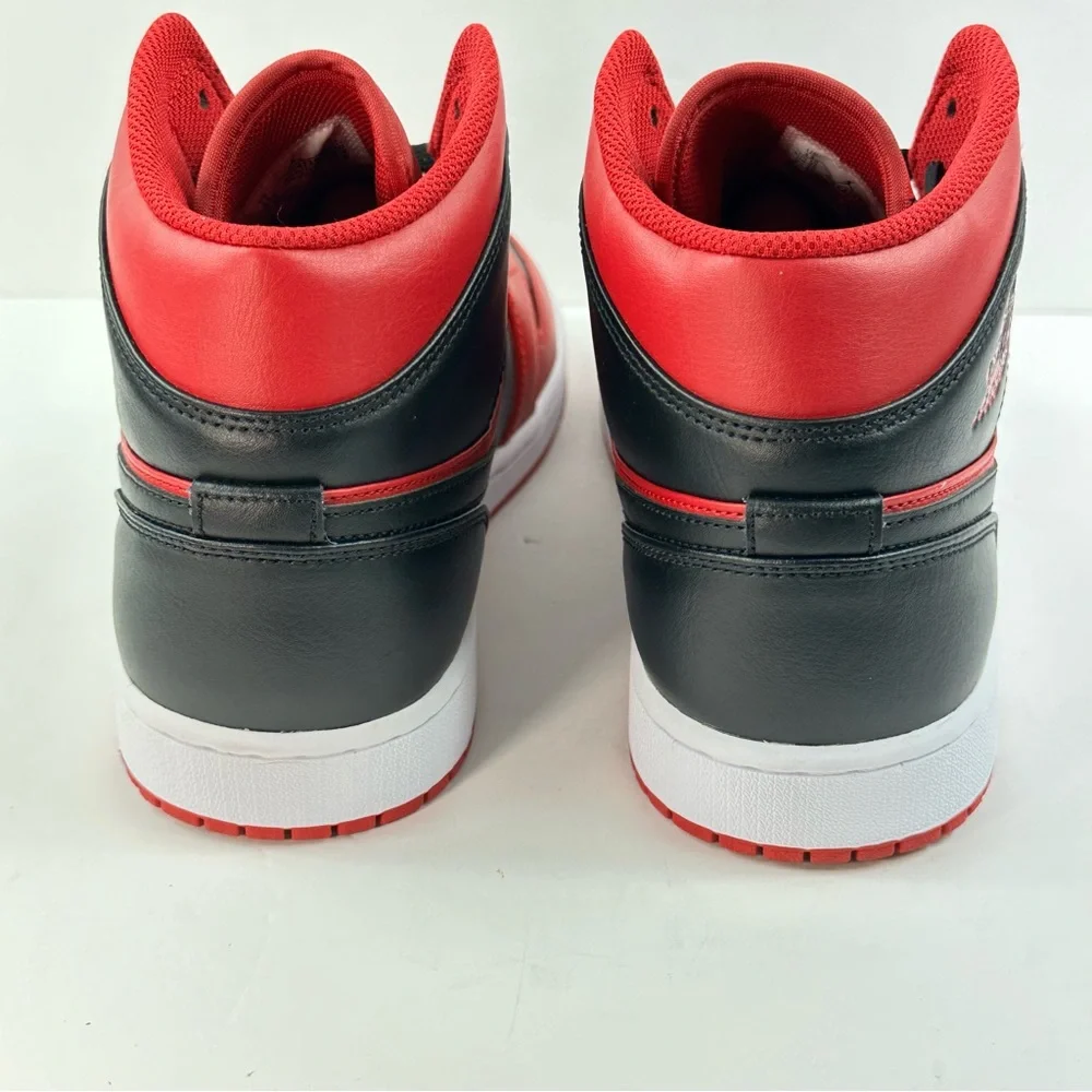 Men’s Nike Air Jordan 1 Mid Reverse BRED Black Red White Shoes 554724-660 - Picture 2 of 9